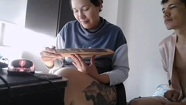 luxandracon23 online show from February 2026 12:58:02 PM