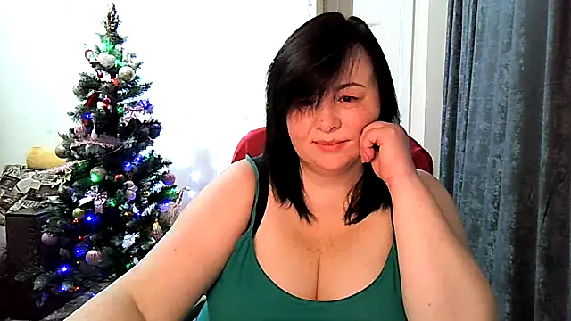 EmiliaLooo online show from January 2026 03:42:02 AM