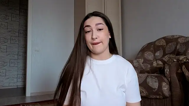 Aria Blisss online show from April 2026 02:00:02 AM