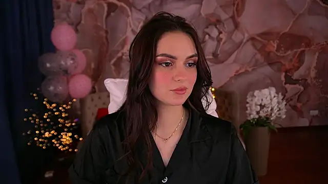 Snapshot of MilashaLovely chatting on January 2025 07:00:01 AM MilashaLovely online show from January 2025 07:00:01 AM