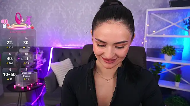 Snapshot of MilashaLovely chatting on November 2025 09:11:01 PM MilashaLovely online show from November 2025 09:11:01 PM