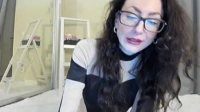 Snapshot of Baby_Jewel chatting on October 2025 10:12:01 AM Baby Jewel online show from October 2025 10:12:01 AM