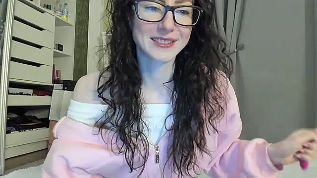 Snapshot of Baby_Jewel chatting on November 2025 11:10:01 AM Baby Jewel online show from November 2025 11:10:01 AM