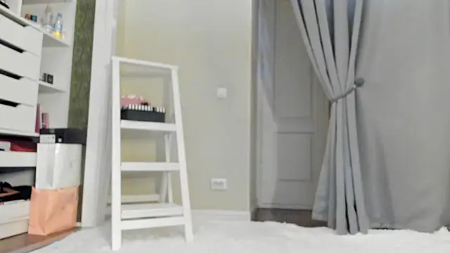 Snapshot of Baby_Jewel chatting on November 2025 11:10:01 AM Baby Jewel online show from November 2025 11:10:01 AM