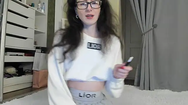 Snapshot of Baby_Jewel chatting on November 2025 11:10:03 AM Baby Jewel online show from November 2025 11:10:03 AM