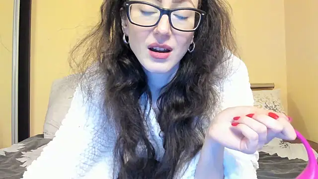 Snapshot of Baby_Jewel chatting on December 2025 11:26:02 AM Baby Jewel online show from December 2025 11:26:02 AM