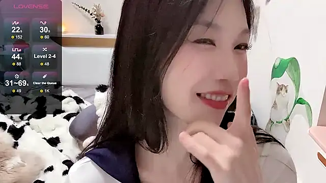 Snapshot of MMiao-66u chatting on March 2025 06:04:02 PM MMiao-66u online show from March 2025 06:04:02 PM