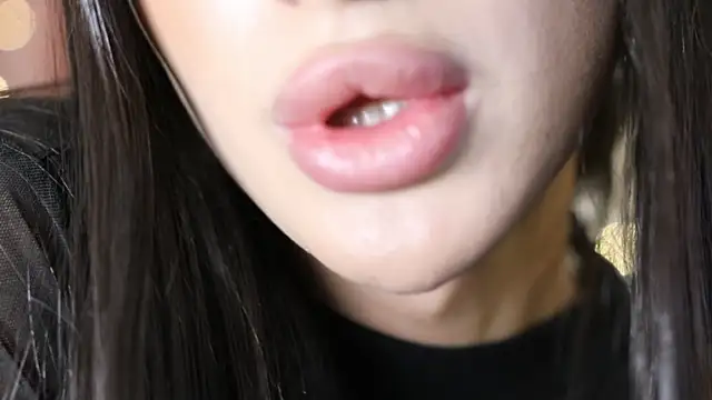 Snapshot of Kim_Oberlin_ chatting on January 2025 11:35:01 AM Kim Oberlin online show from January 2025 11:35:01 AM