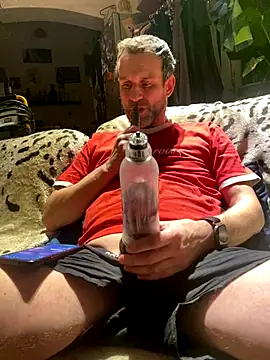 Gilgamesch1704 online show from October 2025 12:56:02 AM