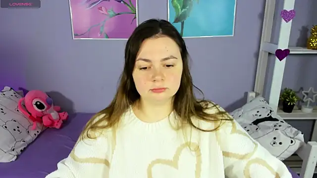 Snapshot of AlisaAnsom chatting on December 2024 08:09:02 AM AlisaAnsom online show from December 2024 08:09:02 AM