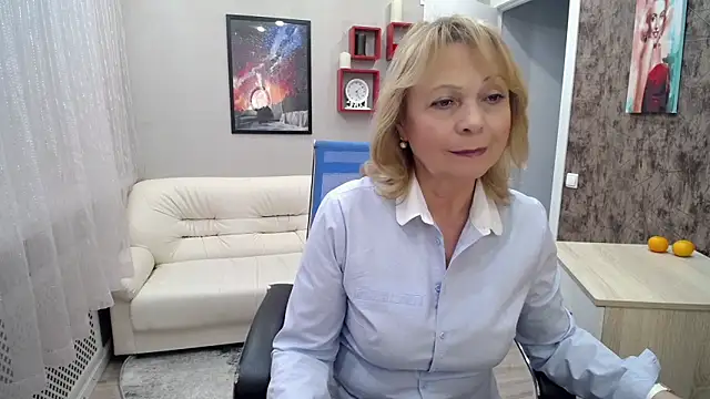 Milla Cutie18 online show from February 2025 09:28:01 AM