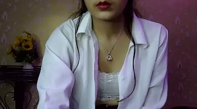 Snapshot of sonam_love- chatting on January 2025 11:23:01 PM sonam love- online show from January 2025 11:23:01 PM