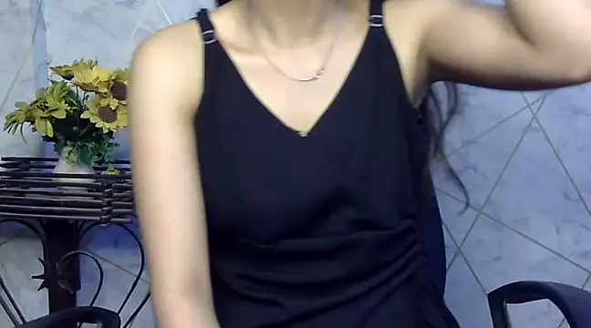 Snapshot of sonam_love- chatting on March 2025 07:23:01 PM sonam love- online show from March 2025 07:23:01 PM