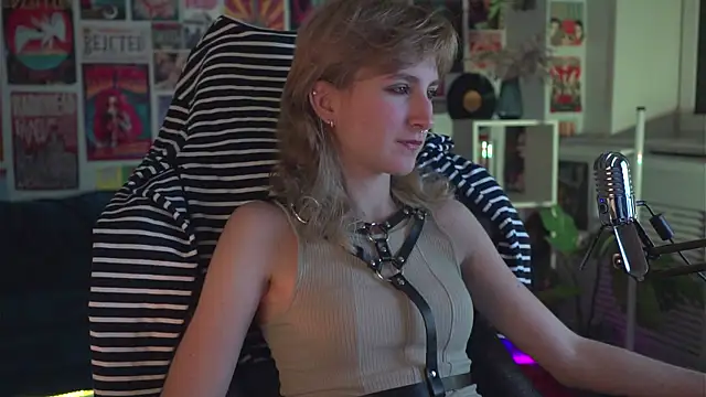 LuxRayi online show from December 2024 06:30:02 AM