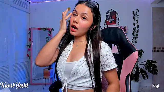 Kaoriyoshii online show from September 2025 09:26:02 PM