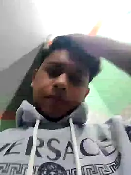 Snapshot of sailord chatting on December 2024 01:33:01 PM sailord online show from December 2024 01:33:01 PM