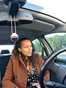 Snapshot of MK_34C chatting on November 2025 09:09:02 AM MK 34C online show from November 2025 09:09:02 AM