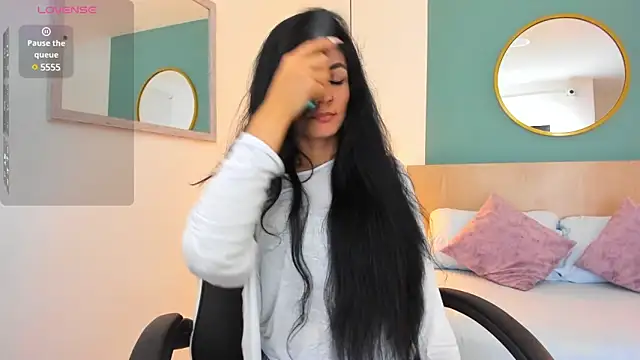 Snapshot of elissa_iris chatting on March 2025 02:17:01 AM elissa iris online show from March 2025 02:17:01 AM