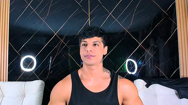 Owen Muzcle online show from January 2026 02:06:02 AM