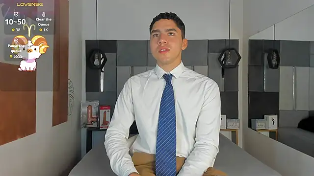 Snapshot of LiamNovak chatting on November 2025 12:05:01 PM LiamNovak online show from November 2025 12:05:01 PM