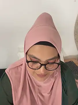 Snapshot of Mistyboobs chatting on October 2025 10:38:01 AM Mistyboobs online show from October 2025 10:38:01 AM