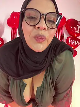 Snapshot of Mistyboobs chatting on February 2026 04:29:01 AM Mistyboobs online show from February 2026 04:29:01 AM