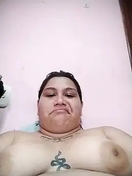 Snapshot of Marilin_Jessie chatting on March 2025 01:24:01 AM Marilin Jessie online show from March 2025 01:24:01 AM