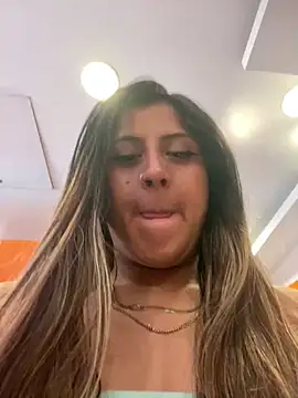 girl anni online show from January 2025 03:37:01 PM
