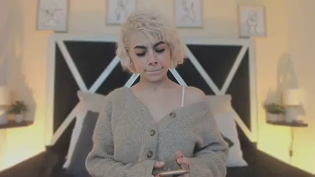 marian pinzon online show from December 2025 02:31:01 AM