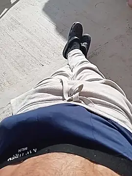 Snapshot of MrTamburine22 chatting on November 2025 12:05:02 PM MrTamburine22 online show from November 2025 12:05:02 PM