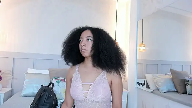 NAHOMI MILLER online show from February 2026 10:50:01 PM