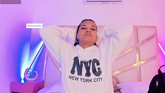 Carolina Evanss online show from November 2025 11:43:02 AM