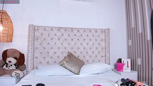 Carolina Evanss online show from April 2026 04:07:02 AM