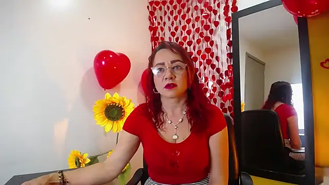 Lupiita223 online show from February 2026 01:07:02 PM