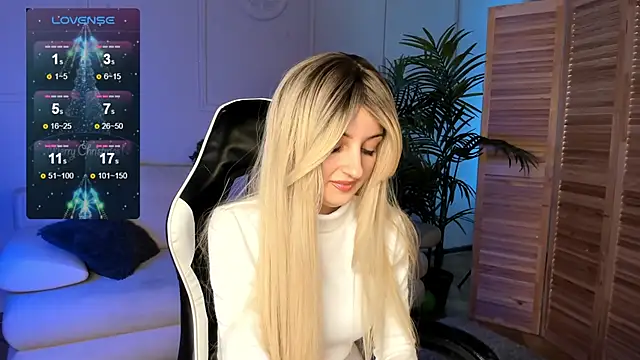 Snapshot of Katty_Lights chatting on January 2025 11:04:02 AM Katty Lights online show from January 2025 11:04:02 AM