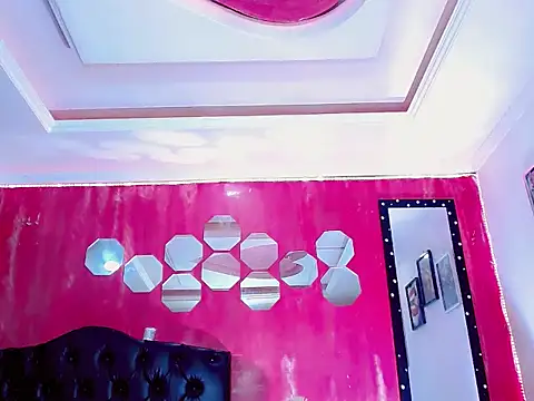 Snapshot of TiffanyMackensyy chatting on September 2025 03:06:02 AM TiffanyMackensyy online show from September 2025 03:06:02 AM