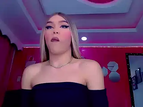 Snapshot of TiffanyMackensyy chatting on October 2025 10:01:01 PM TiffanyMackensyy online show from October 2025 10:01:01 PM