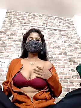 Snapshot of samosa73 chatting on January 2025 04:21:01 AM samosa73 online show from January 2025 04:21:01 AM