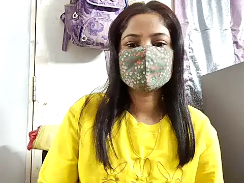 Snapshot of samosa73 chatting on December 2025 09:10:02 PM samosa73 online show from December 2025 09:10:02 PM