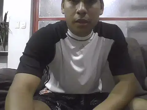Snapshot of estudiante69 chatting on January 2025 11:53:02 PM estudiante69 online show from January 2025 11:53:02 PM