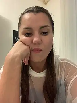 MiraMiss online show from April 2026 03:53:02 PM