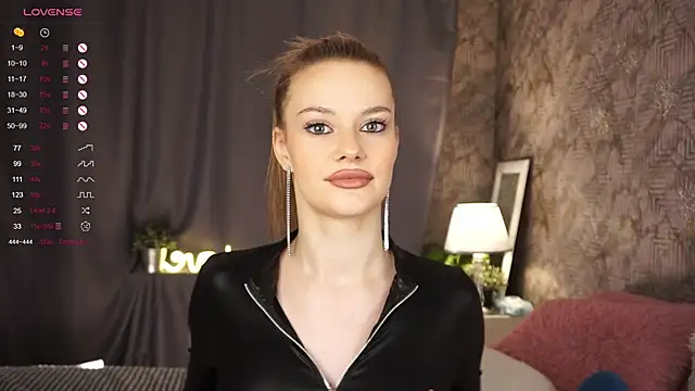 DorisHalsted online show from December 2024 08:07:02 PM