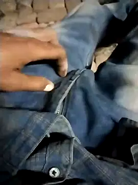 PracticalGum40 online show from December 2024 01:11:02 PM