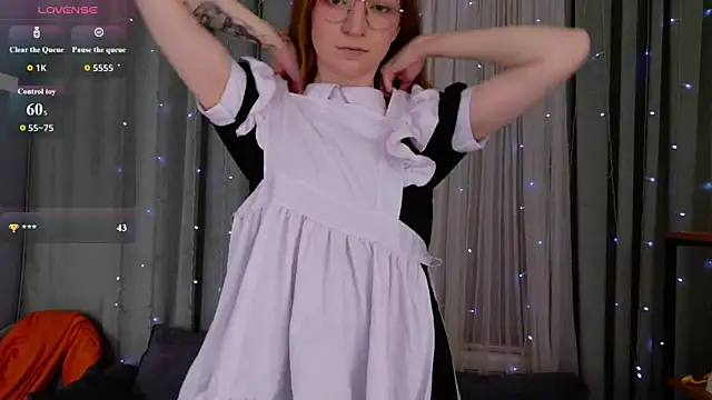 Snapshot of VioletShine chatting on February 2026 01:18:02 PM VioletShine online show from February 2026 01:18:02 PM