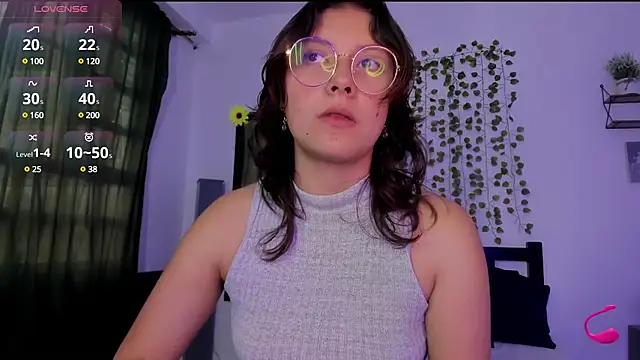 Noellesable online show from January 2025 05:39:01 PM