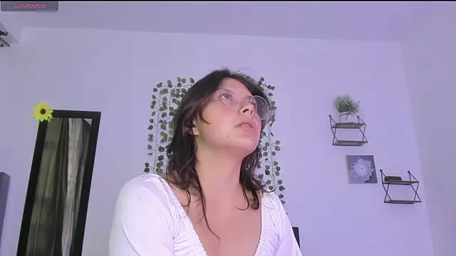 Noellesable online show from January 2025 05:35:02 PM