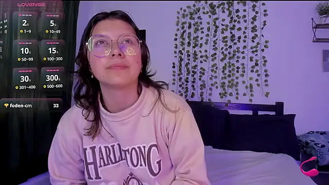 Noellesable online show from February 2025 09:15:01 PM