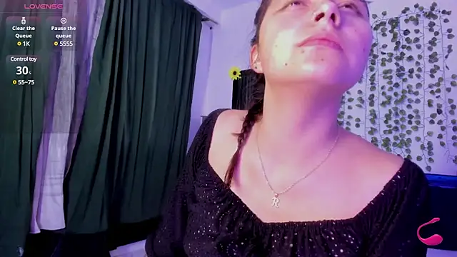 Noellesable online show from March 2025 12:29:02 AM