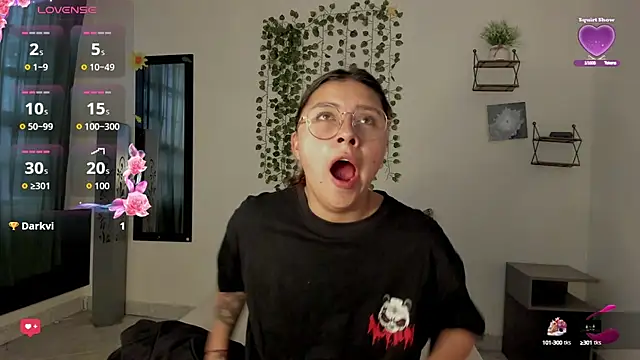 Noellesable online show from September 2025 05:25:02 PM