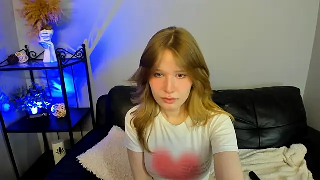 EvaStevs online show from December 2024 07:14:02 PM